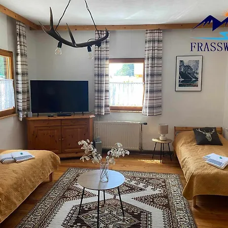 Frasswirt Konukevi *