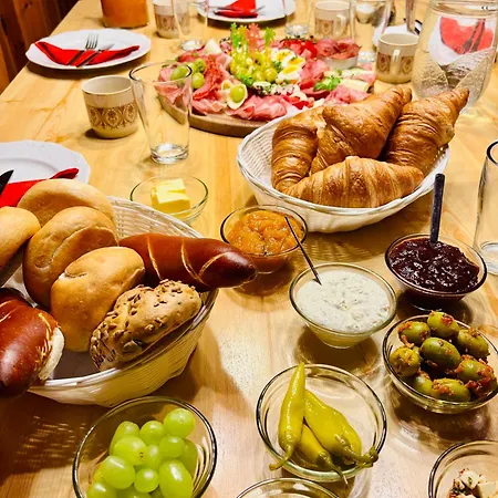 Frasswirt Konukevi *