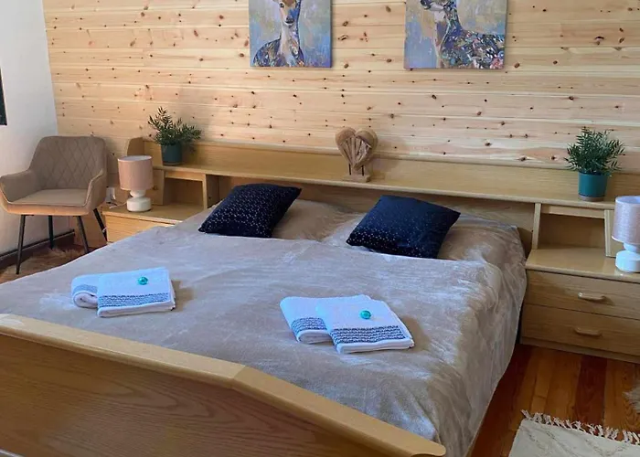 Frasswirt 게스트하우스 *