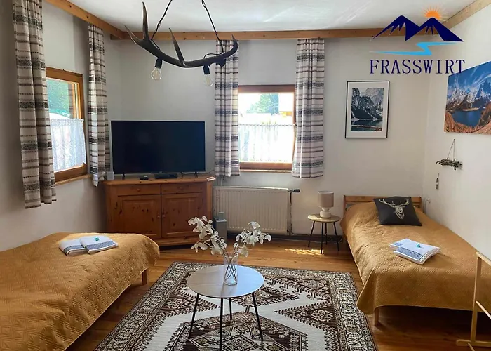 Frasswirt 게스트하우스 *