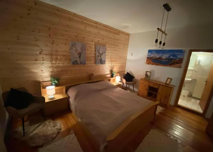 Frasswirt 게스트하우스